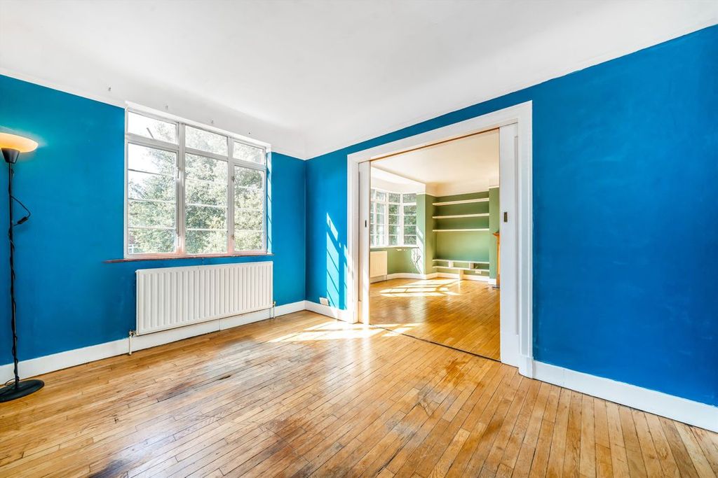 Property photo 3 of 6