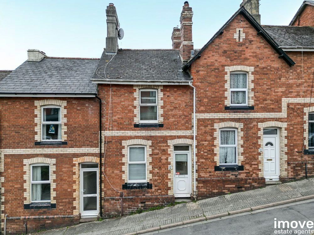 Property photo 1 of 8