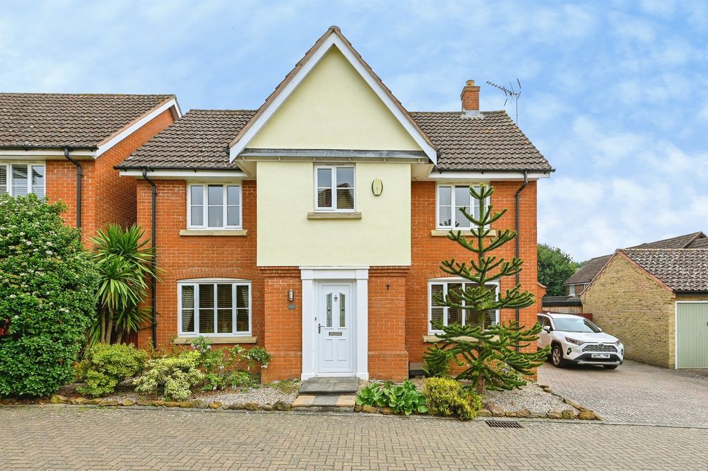 Property photo 1 of 19