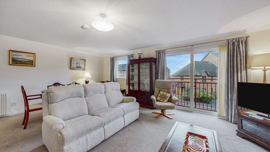 Property photo 2 of 37