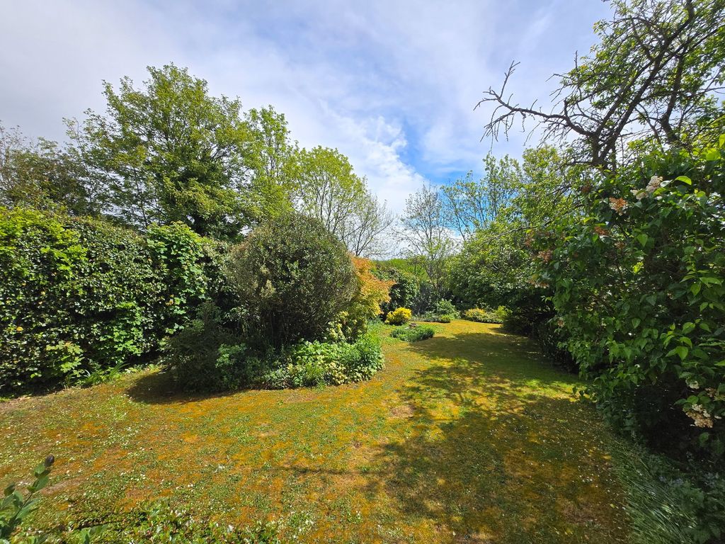 Property photo 3 of 24