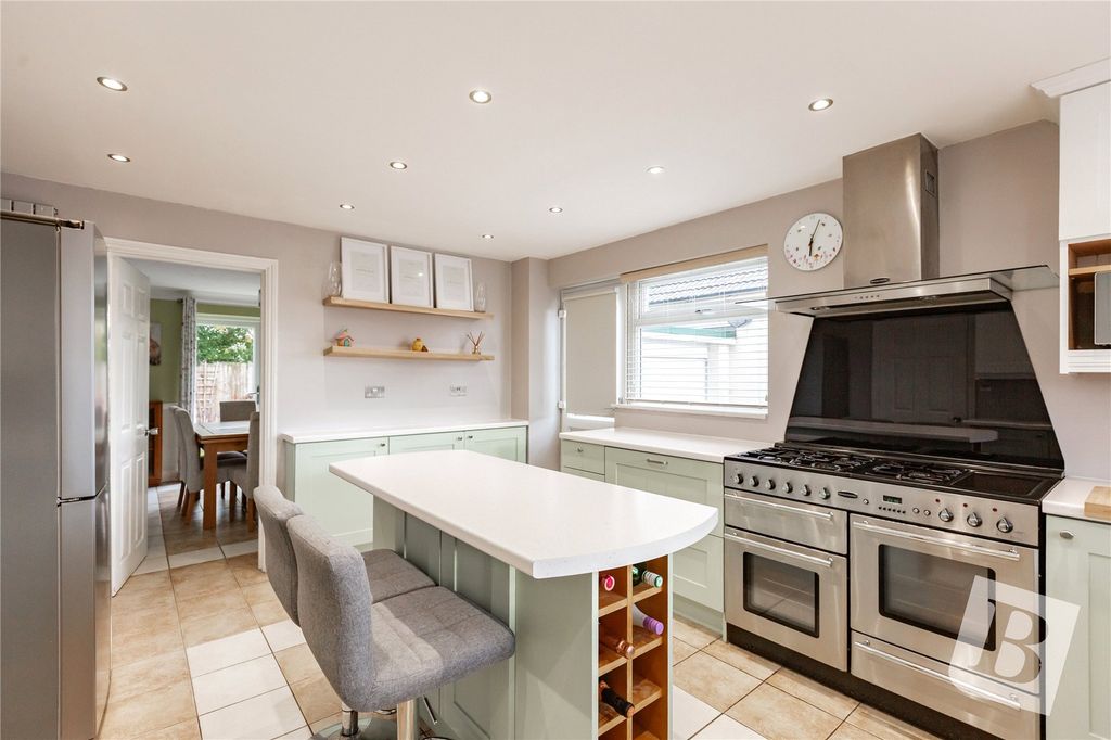 Property photo 2 of 24 Kitchen Breakfast Rm