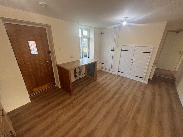 Property photo 3 of 17 Image