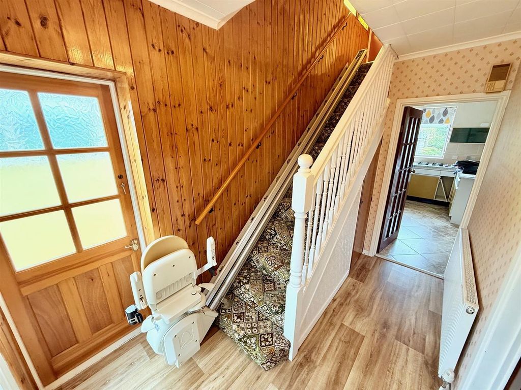 Property photo 2 of 14 2.Jpg
