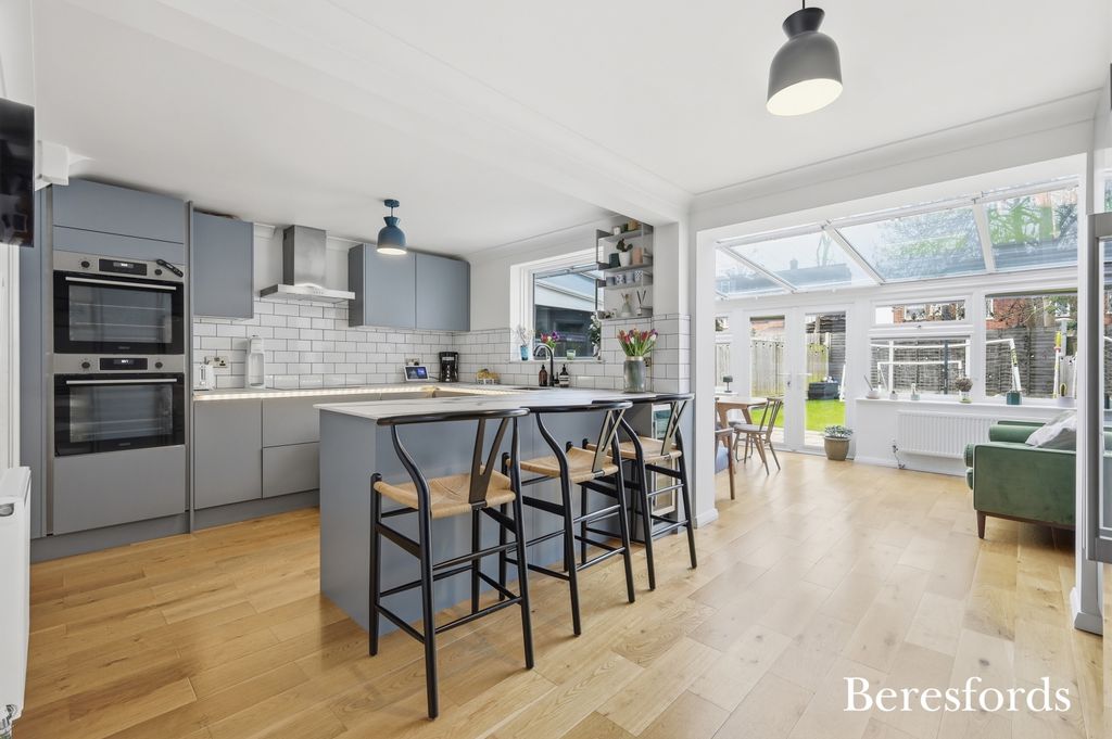 Property photo 2 of 19 Picture No. 08