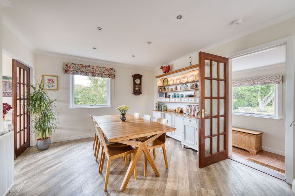 Property photo 3 of 17 Dining Room