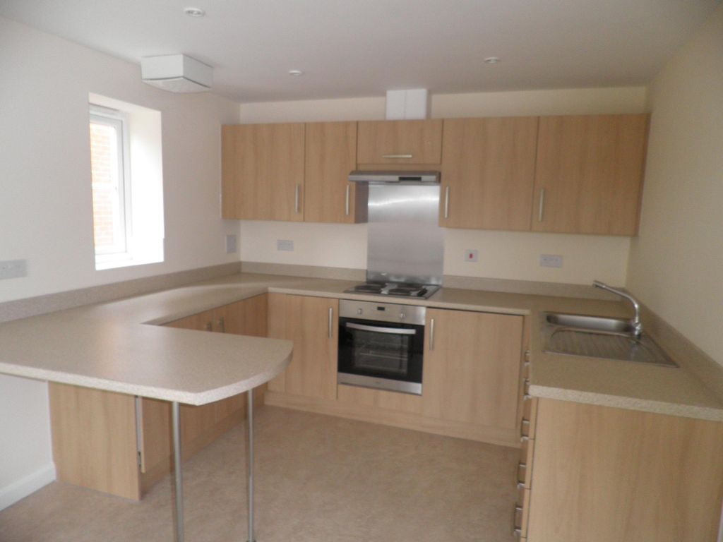 Property photo 2 of 4 Kitchen