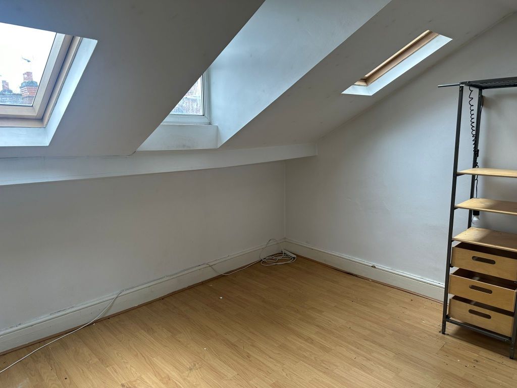 Property photo 3 of 4