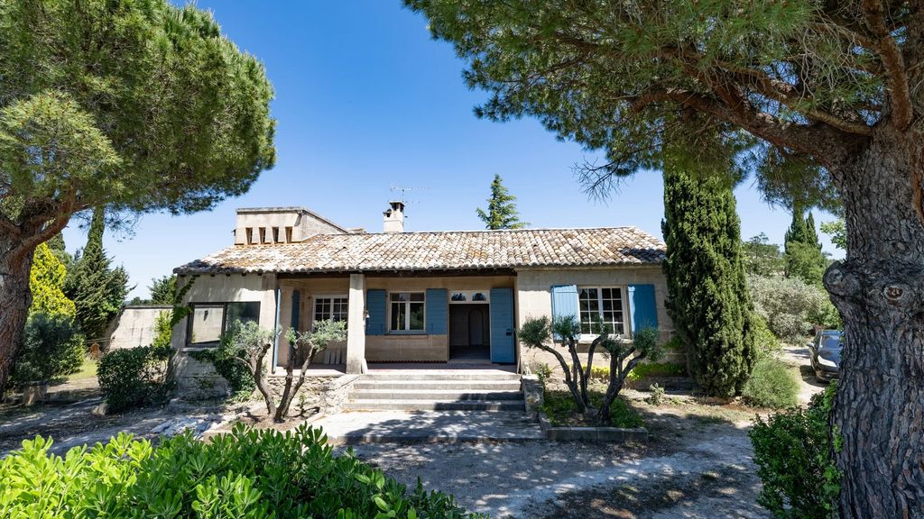Property photo 2 of 18