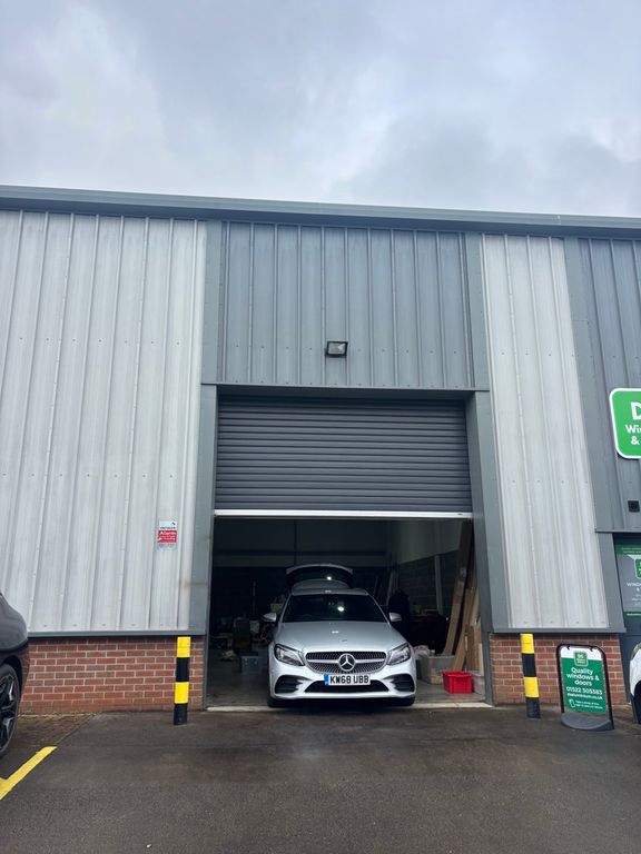 Property photo 3 of 5 Photo 3