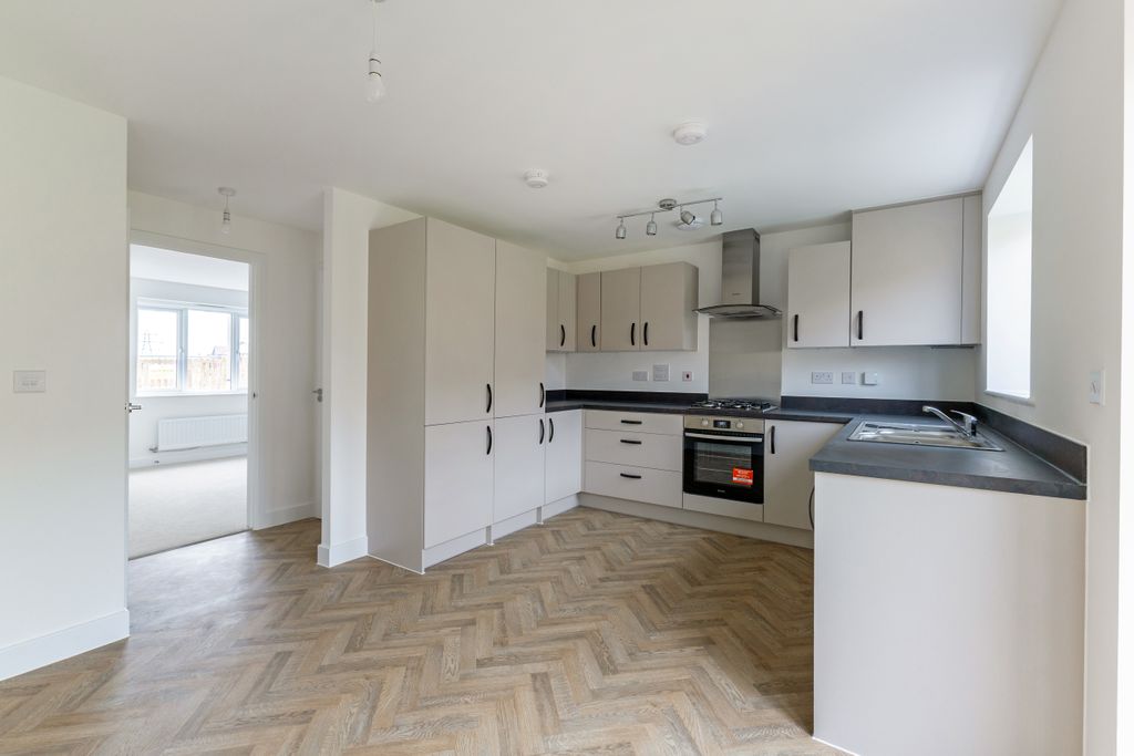 Property photo 3 of 12 Photo