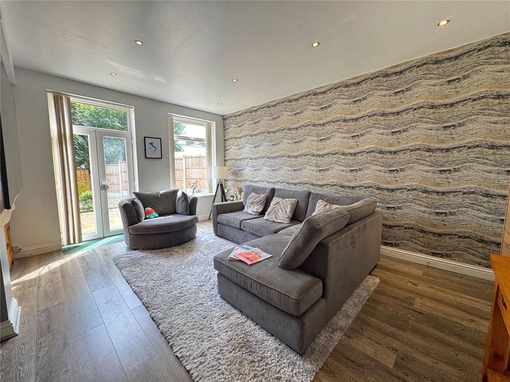 Property photo 3 of 15 Lounge & Patio Doors