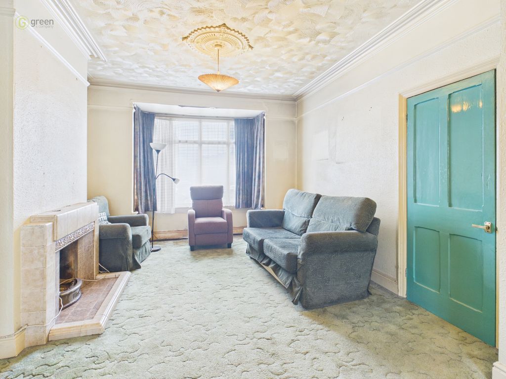 Property photo 2 of 35 Cam05459G0Pr0164Still026