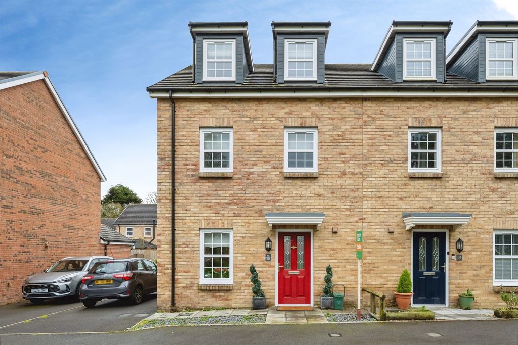 Property photo 1 of 26