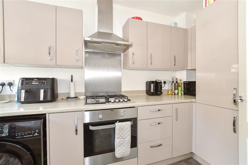 Property photo 1 of 14 Kitchen