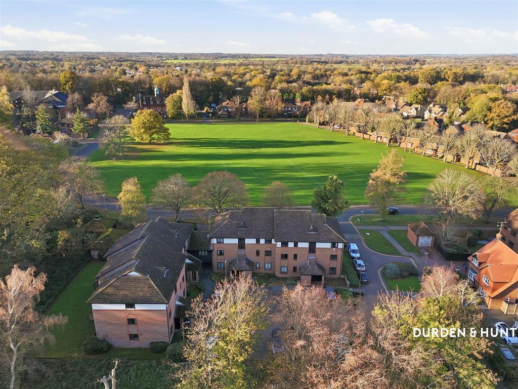 Property photo 1 of 14 Bradwell Green