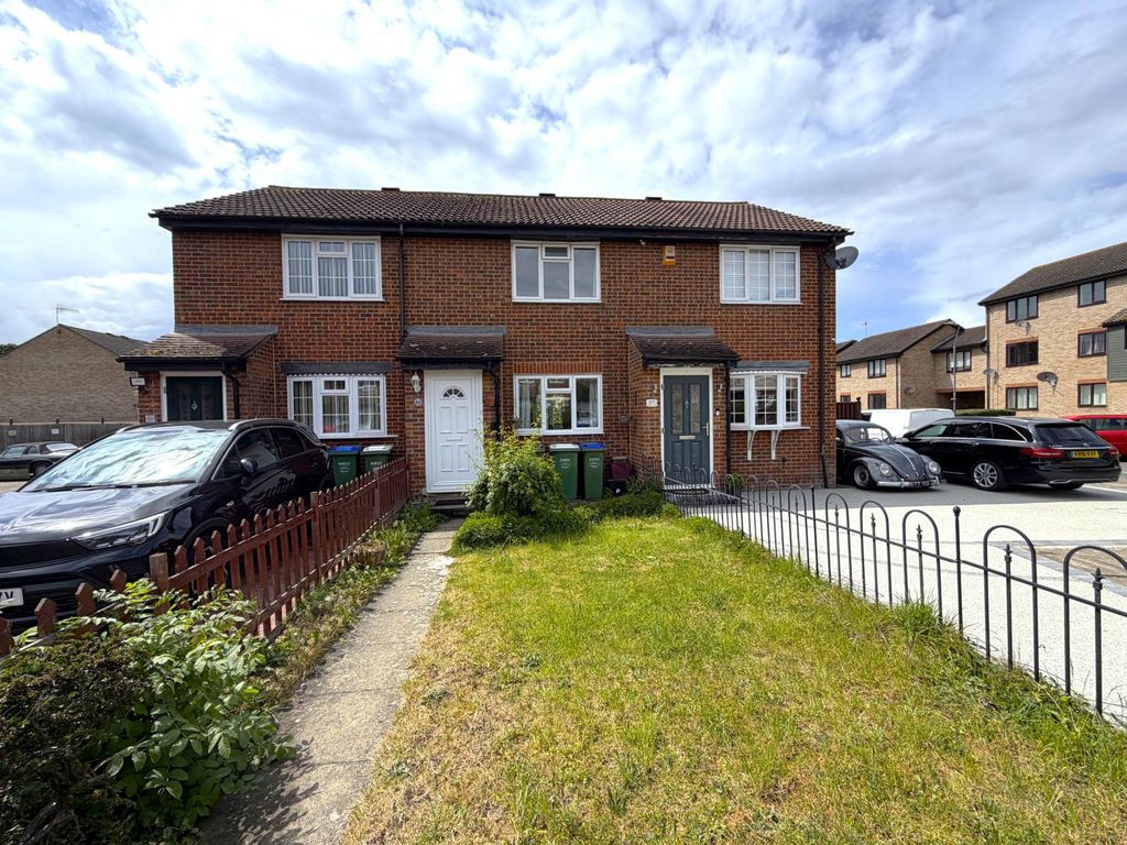 Property photo 2 of 11