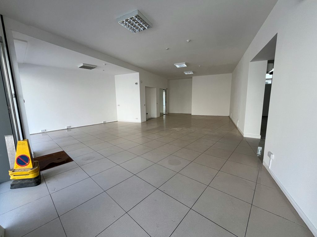 Property photo 2 of 6 290 Wr2.Jpg