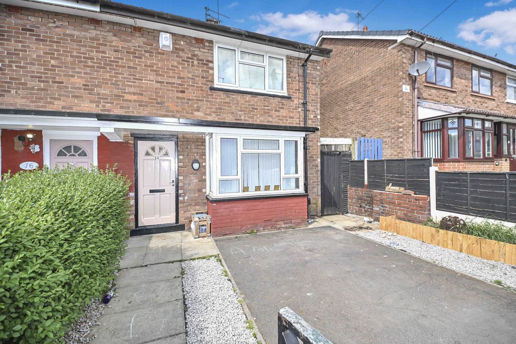 Property photo 1 of 2 Barry Crescent, Little Hulton, Salford, M28 0Jb - No Chain