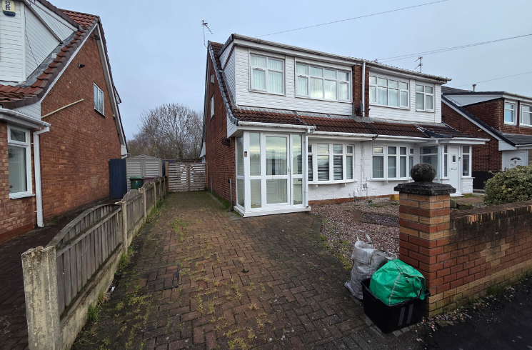 Property photo 1 of 11