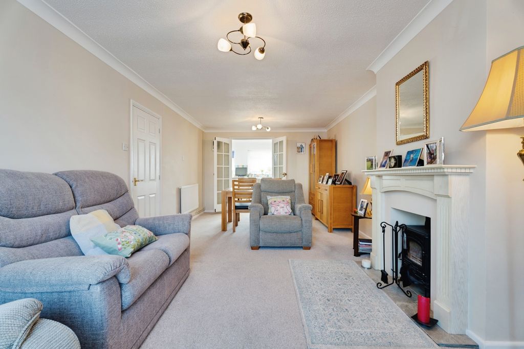 Property photo 3 of 20 Pbox-Img.Jpg
