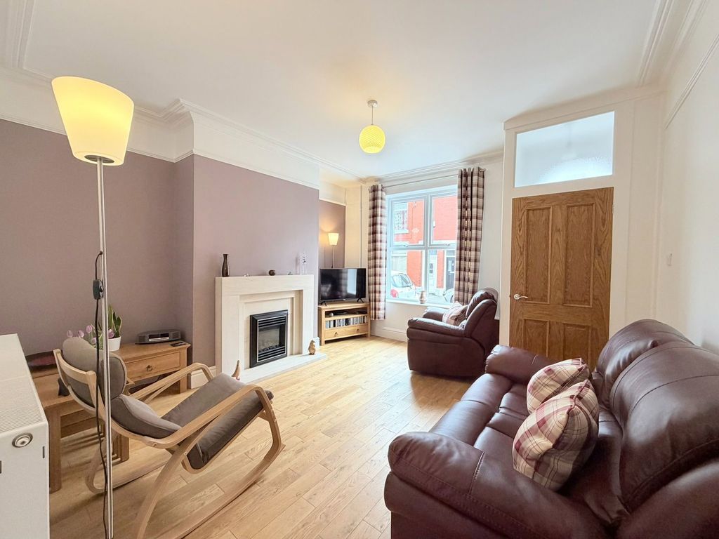 Property photo 3 of 26