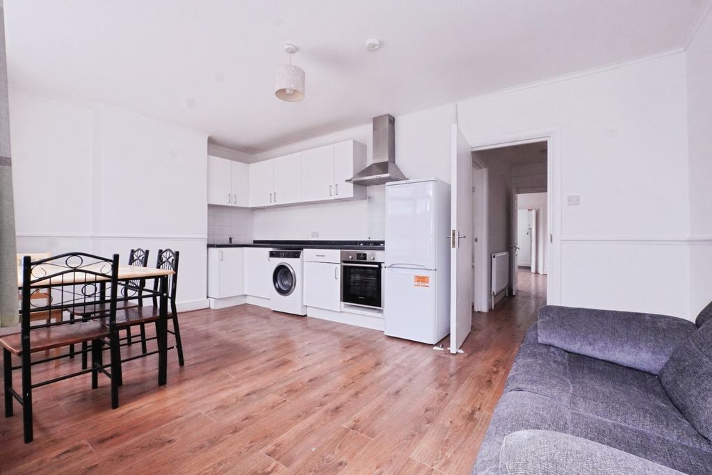 Property photo 2 of 8 Pbox-Img.Jpg