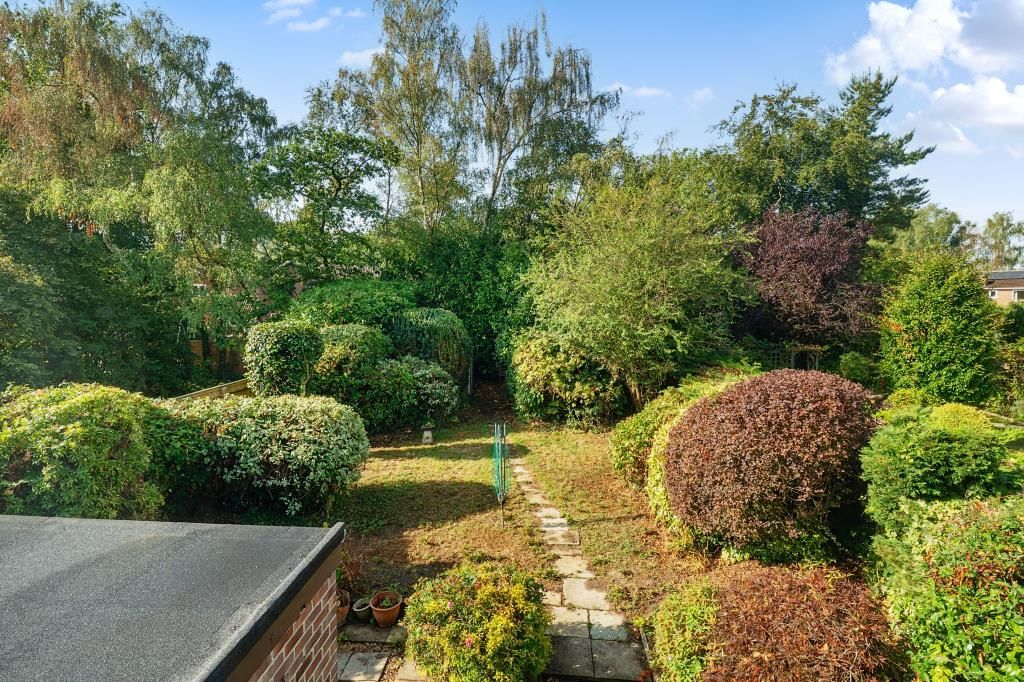 Property photo 2 of 28 Garden