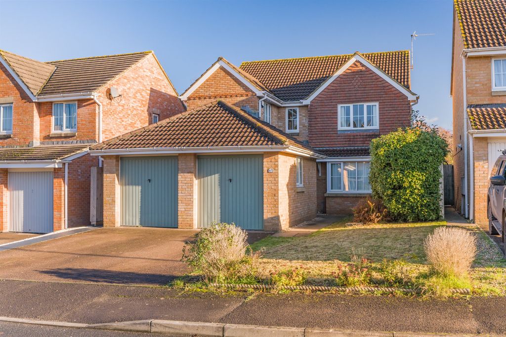 Property photo 1 of 25