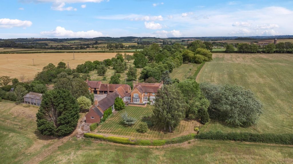 Property photo 1 of 19 Aerial