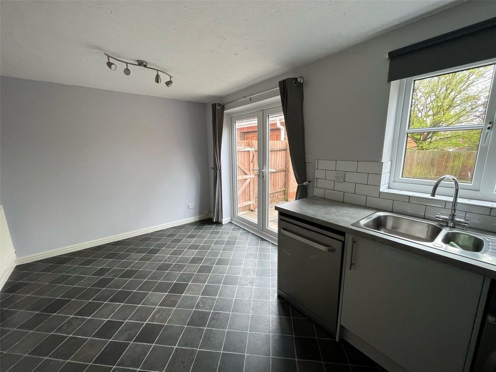 Property photo 3 of 14 Picture No. 35
