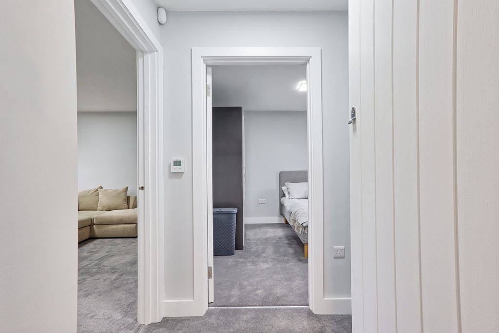 Additional image 10 of 1 bed flat for saleCoxs Yard, Braintree CM7
