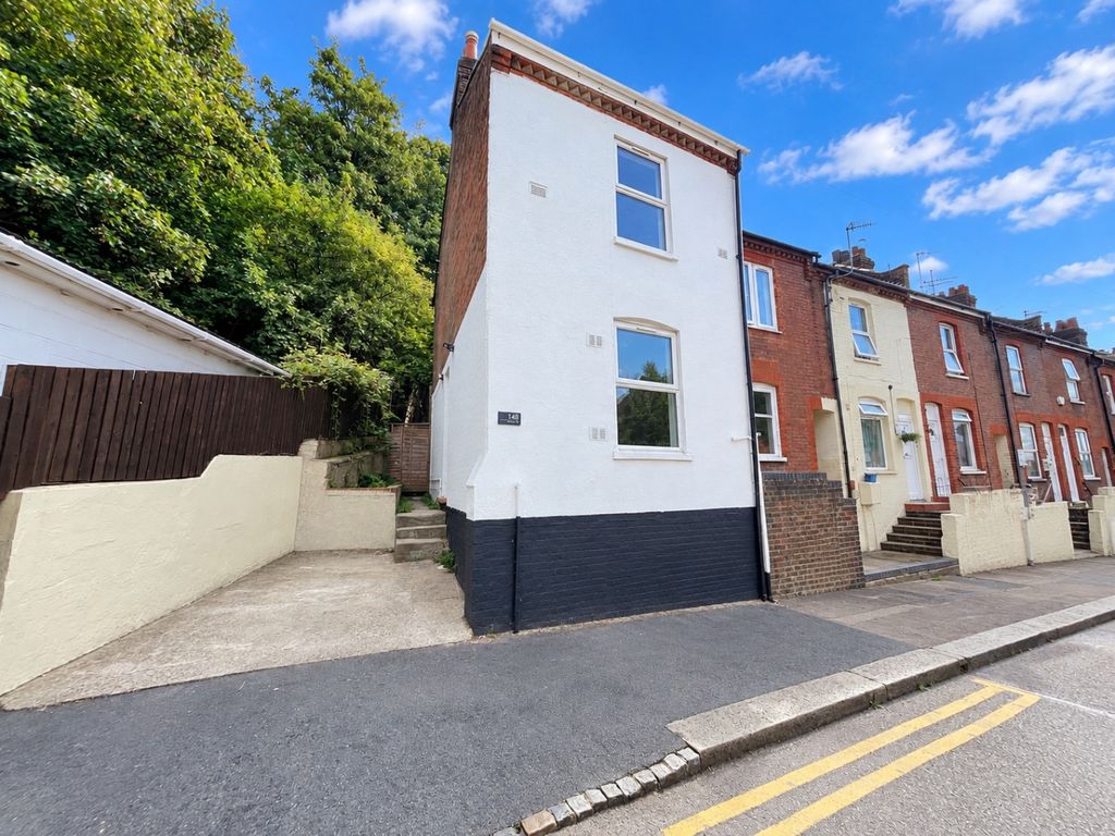 Property photo 1 of 10 5544370