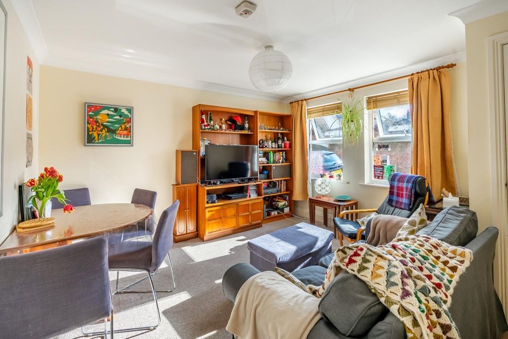 Property photo 3 of 15 9Es-1.Jpg