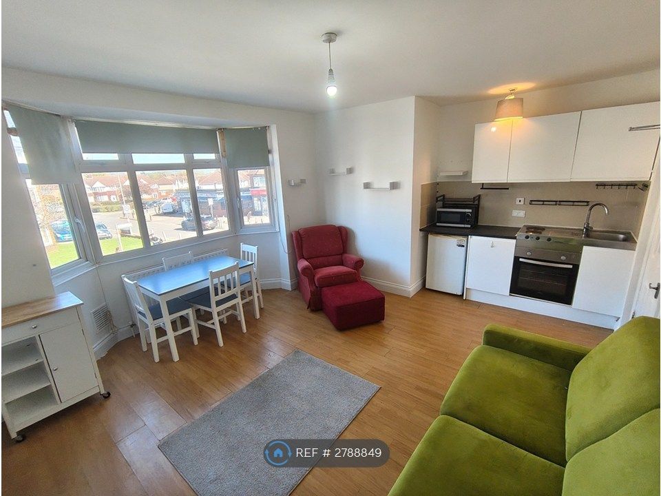 Property photo 2 of 9