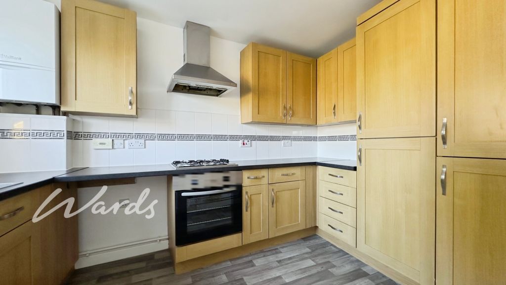 Property photo 2 of 18 Kitchen