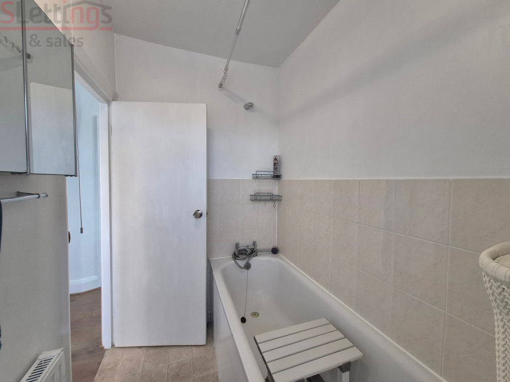 Property photo 2 of 18 Gallery