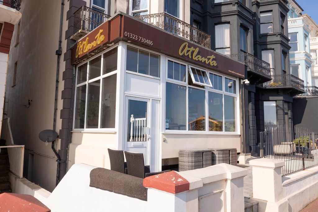 Property photo 2 of 25