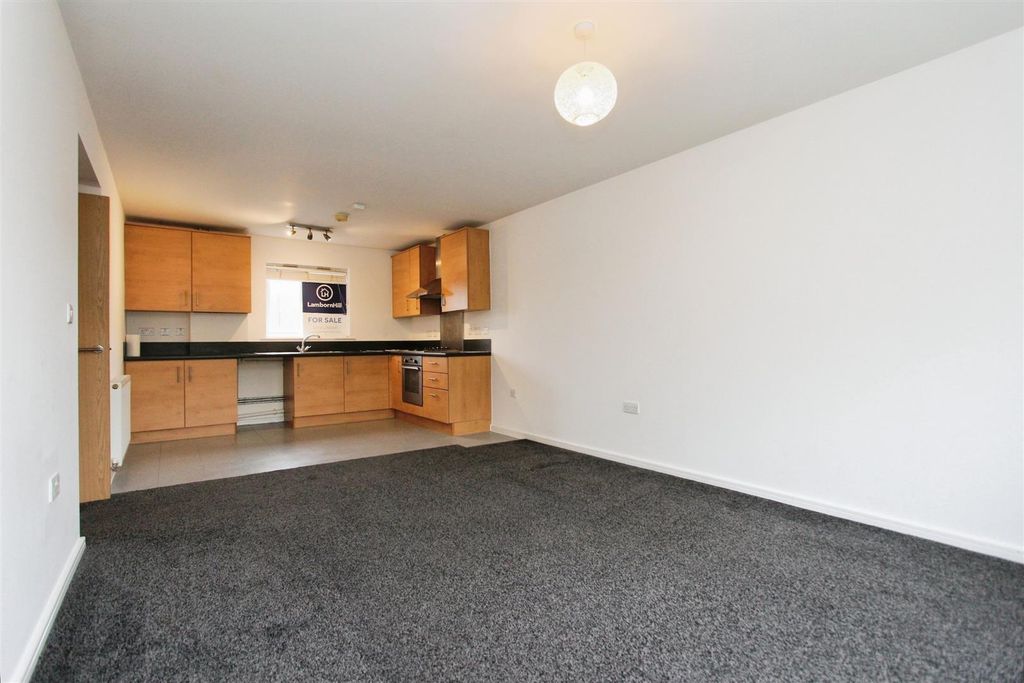 Property photo 1 of 9 Open Plan Living