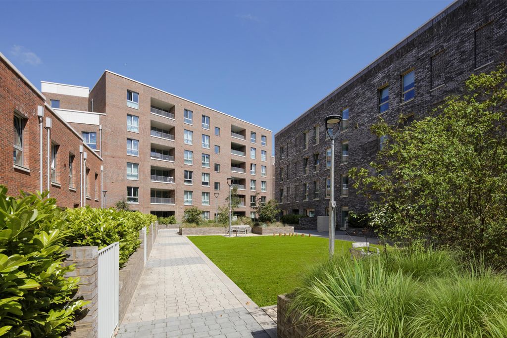 Property photo 2 of 28 External Photography