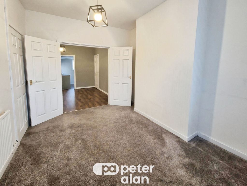 Property photo 3 of 14 Image