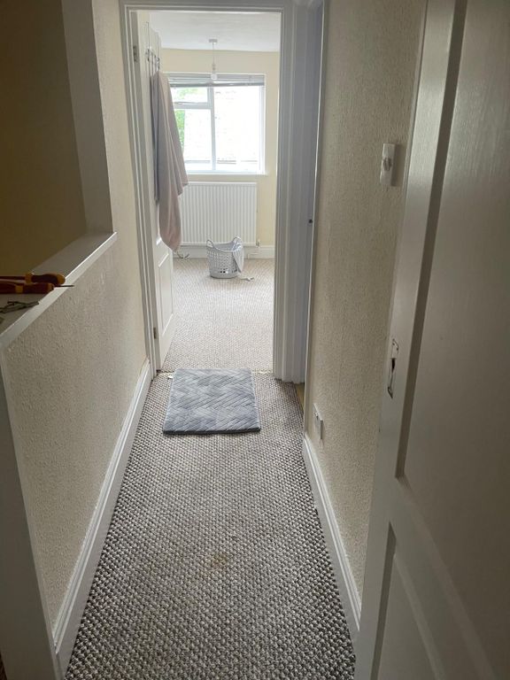 Property photo 3 of 7 Gallery