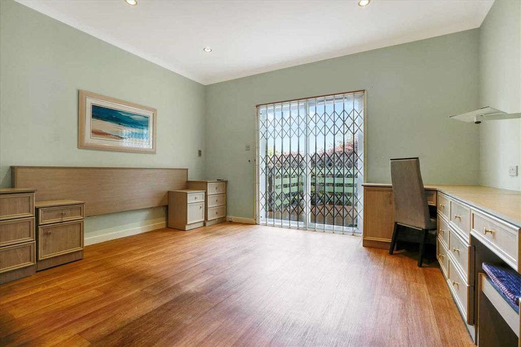 Property photo 3 of 20 Family Room / Bedroom Three (1)