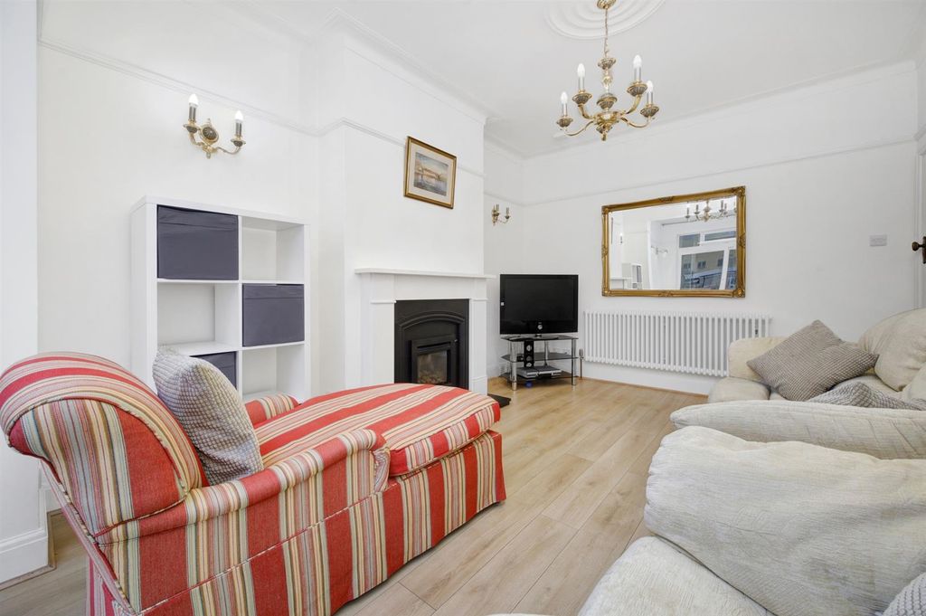 Property photo 2 of 48 Photo 21-12-2023, 15 42 45.Edi.Jpg