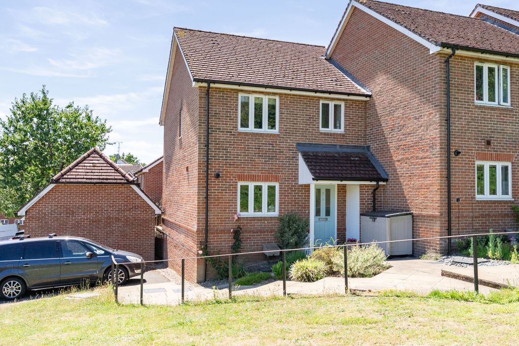 Property photo 1 of 12 Dsc04149