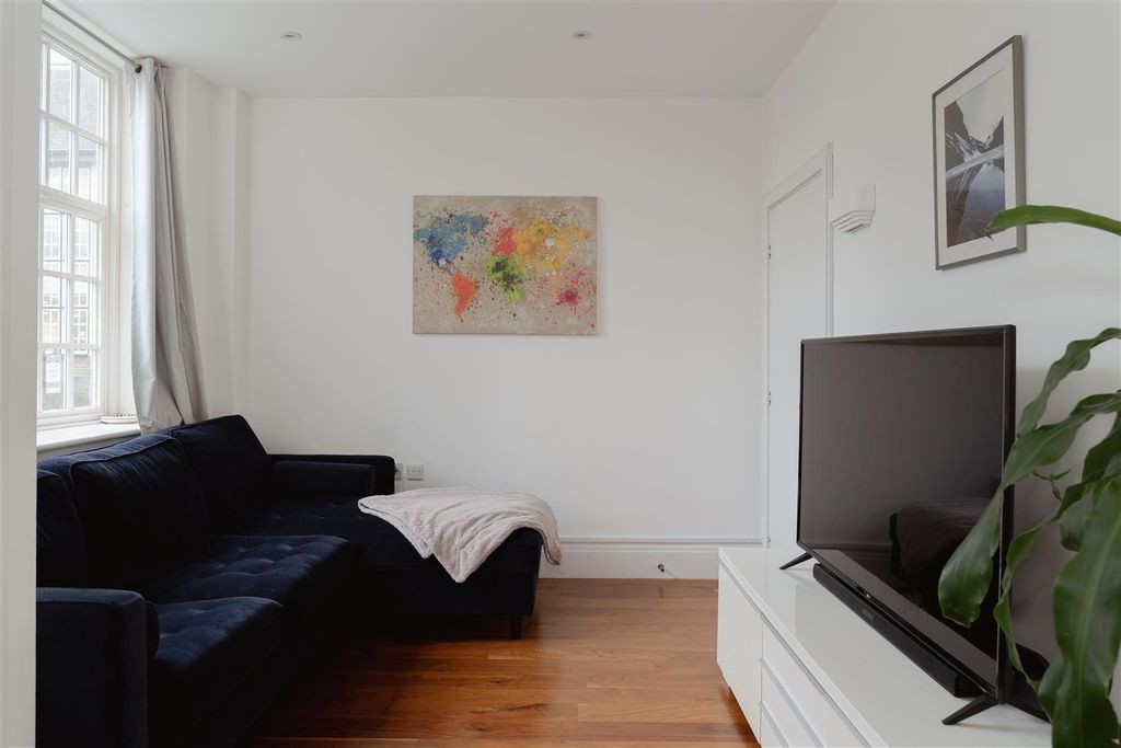 Property photo 2 of 15 4.Jpg