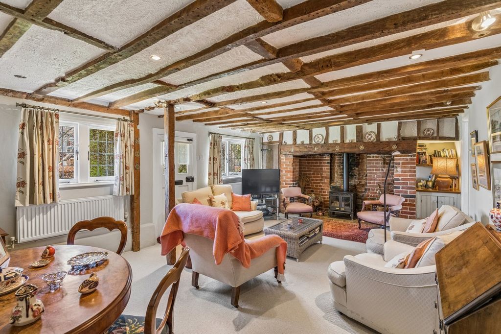 Property photo 3 of 27