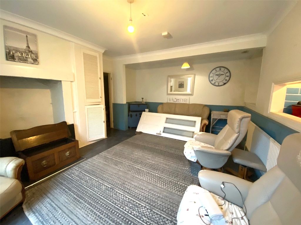 Property photo 3 of 6 Picture No. 05