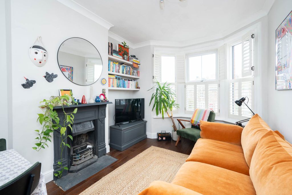 Property photo 1 of 16