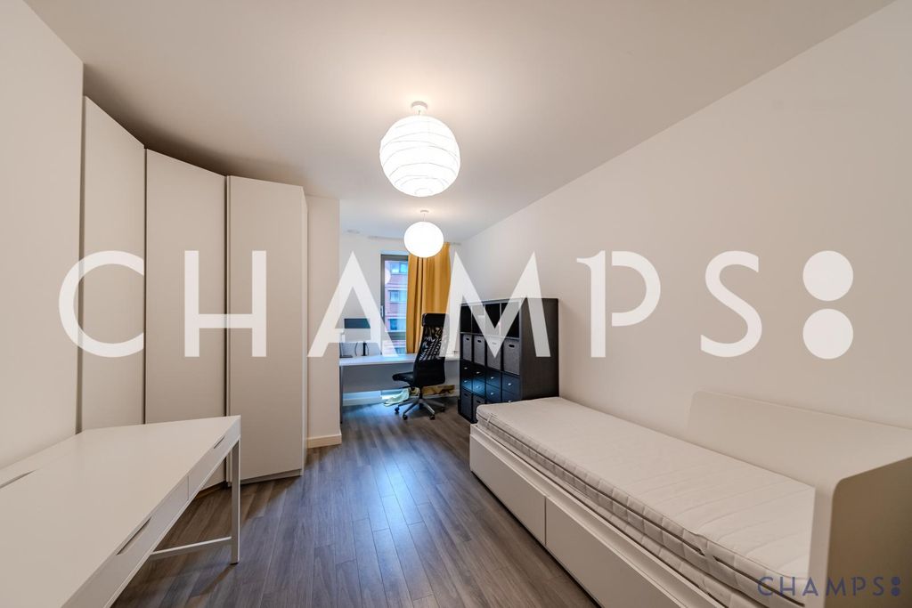 Property photo 3 of 7 Gallery